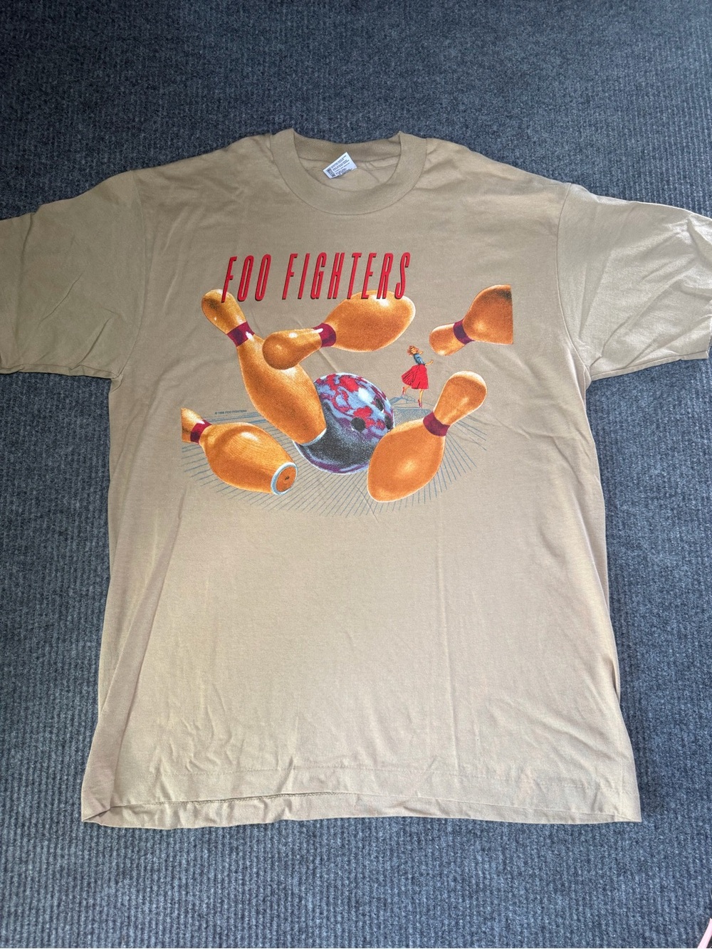Vintage 1996 Anvil Tan Foo Fighters Tour Bowling Graphic Tee
